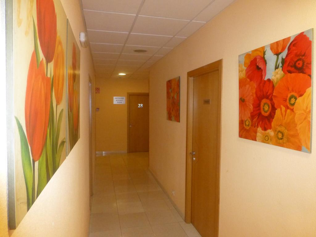 Hostal El Val Алькала-де-Енарес Екстер'єр фото